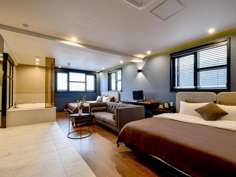 Brown Dot Yangjeong Hotel Busan Ngoại thất bức ảnh
